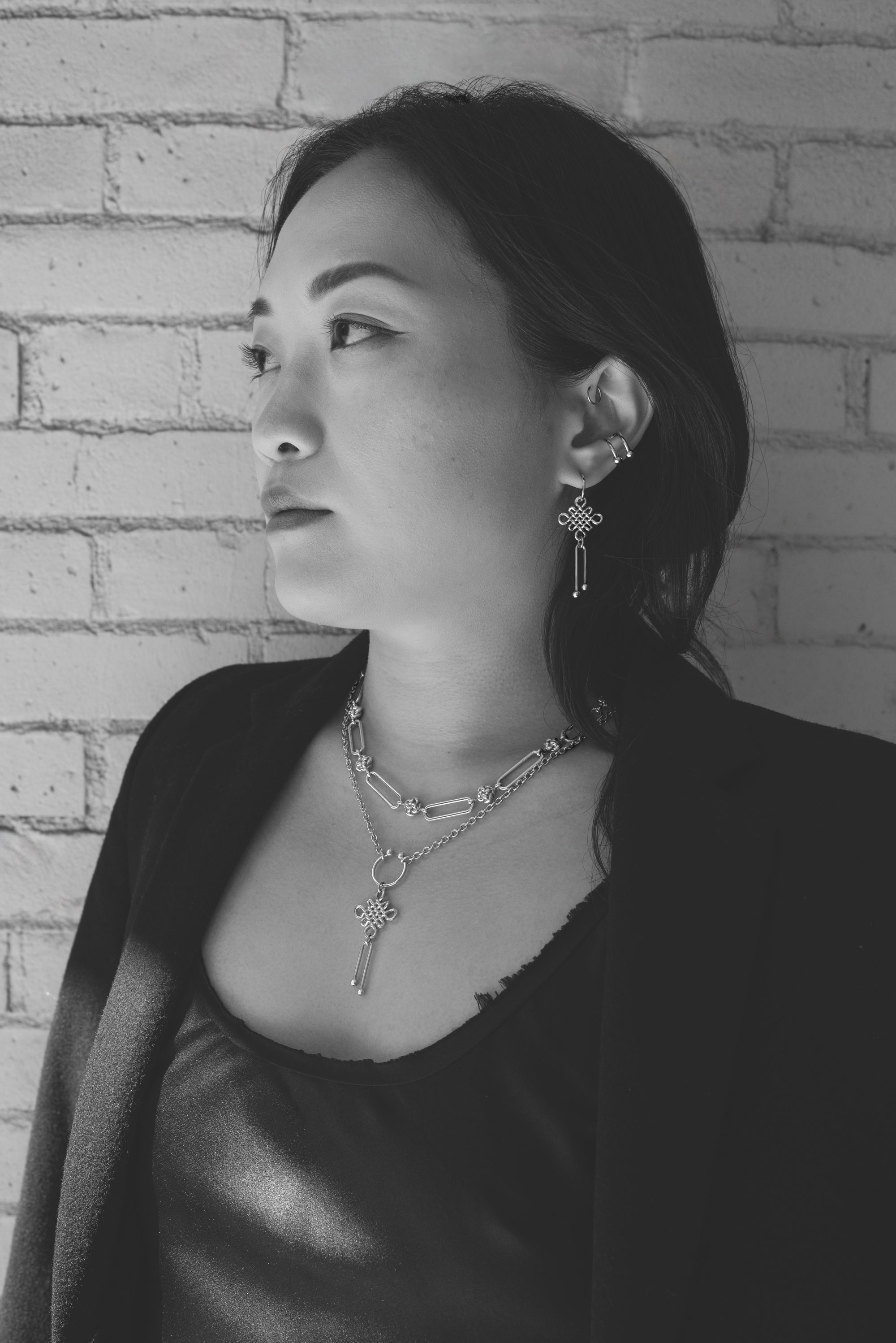 Button Knot Chain Necklace