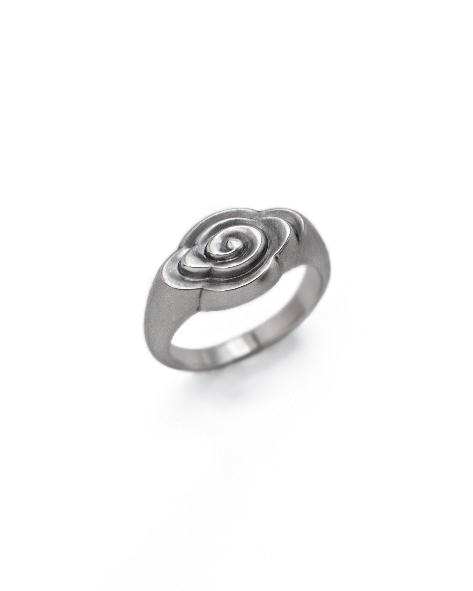 Auspicious Cloud Ring