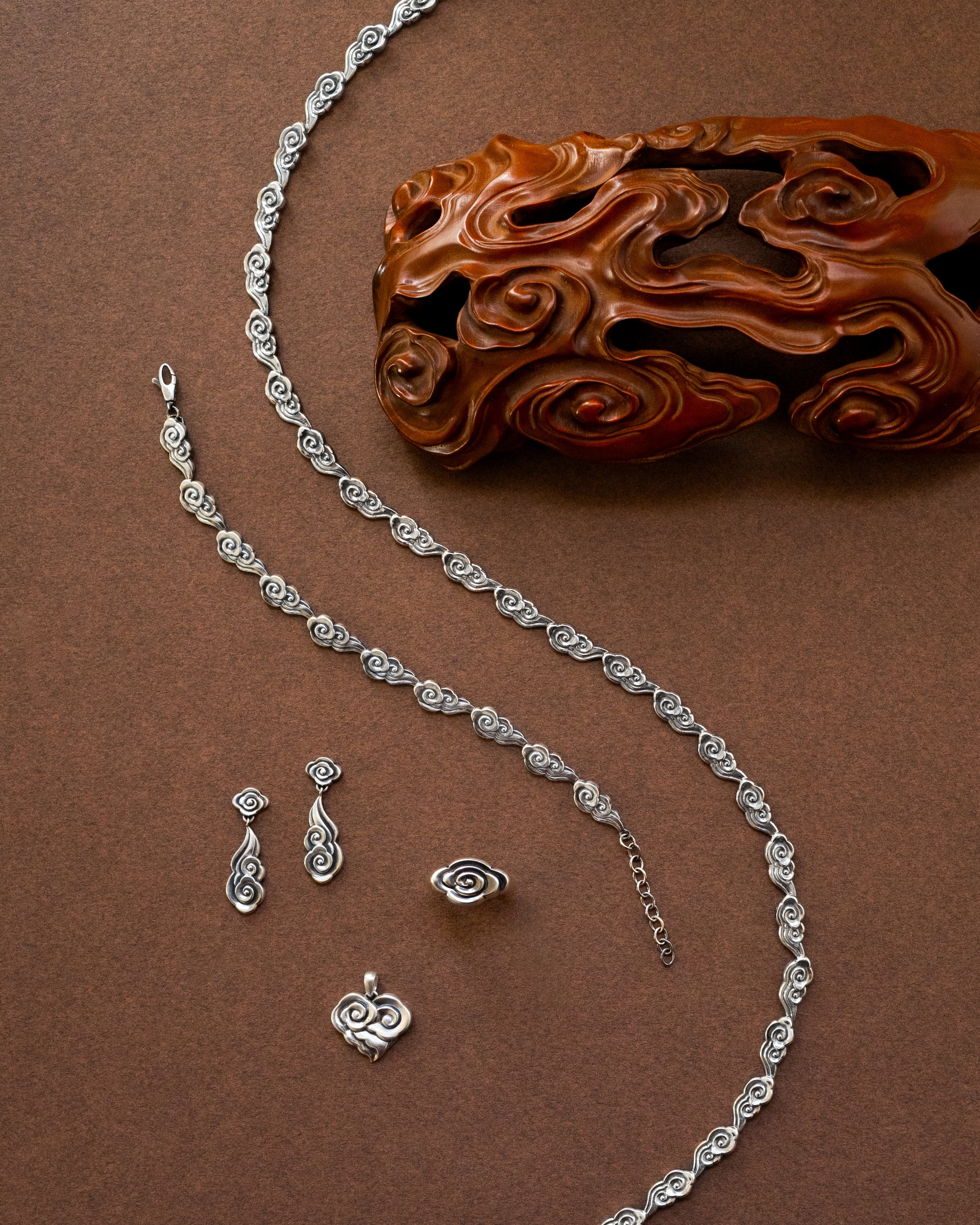 Auspicious Cloud Chain Necklace - Xanh Studio